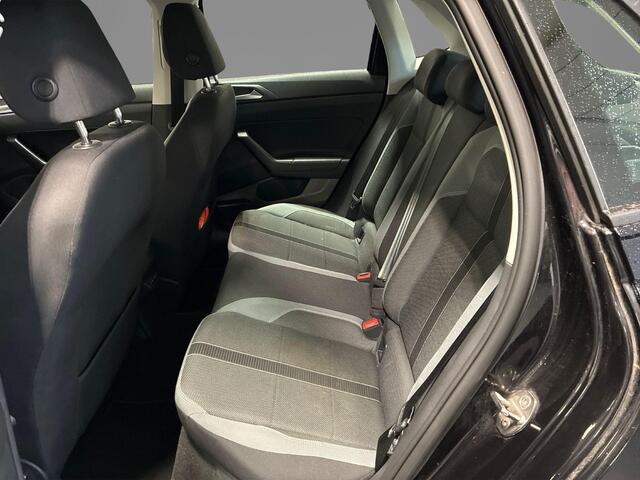 Volkswagen POLO 1.0 TSI 110pk DSG Style · Camera · Apple/Android Car Play · Navigatie · Stoelverwarming · Virtual Cockpit Pro · 15'' Inch · Garantie t/m 22-01-2028 of 100.000km