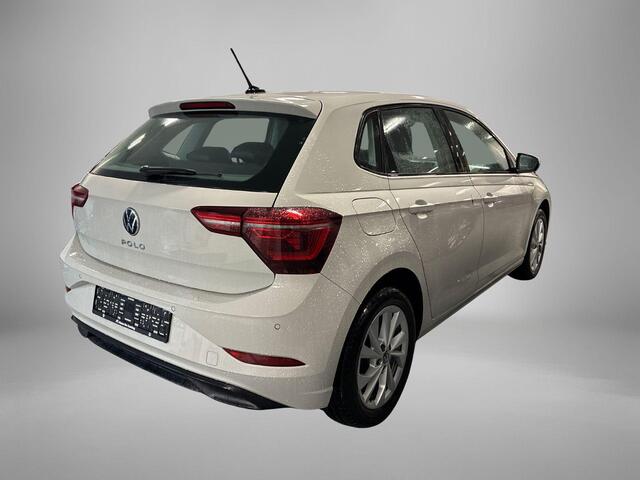 Volkswagen POLO 1.0 TSI 95pk DSG Style · Camera · Stoelverwarming · Apple/Android Car Play · Dodehoeksensoren · IQ Light · Navigatie · P-Sensoren · 16'' Inch ·