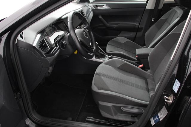 Volkswagen POLO 1.0 TSI 110 pk DSG Highline Navigatie Apple Carplay/Android Auto Adaptieve Cruise Control Parkeersensoren Stoelverwarming Privacy Glass Climatronic