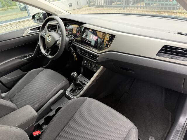 Volkswagen POLO 1.0 TSI Comfortline Business * 69.575 Km * Parkeersensoren * 5-Deurs * LM Velgen * AIRCO *