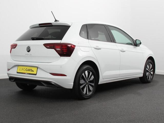 Volkswagen POLO 1.0 TSI Move Navigatie App Connect / Android Auto / Apple Carplay Climate Control Parkeer sensoren Lichtmetalen Velgen Dab Digitale Cockpit