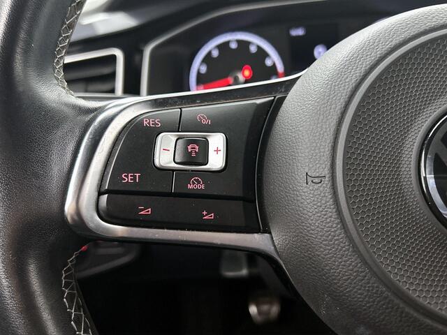 Volkswagen POLO 1.0 TSI Highline | R-Line pakket | Airco Automatisch | Achteruitrijcamera | Apple Carplay/Android Auto | Cruise Control | 16" Las Minas Velgen |
