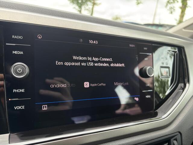 Volkswagen POLO 1.0 TSI Highline Business | Apple Carplay | Stoelverwarming | Parkeersensoren | Cruise