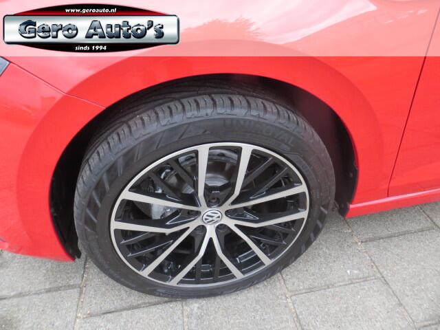 Volkswagen POLO 1.0 MPI Trendline 5 drs stoelverwarming airco