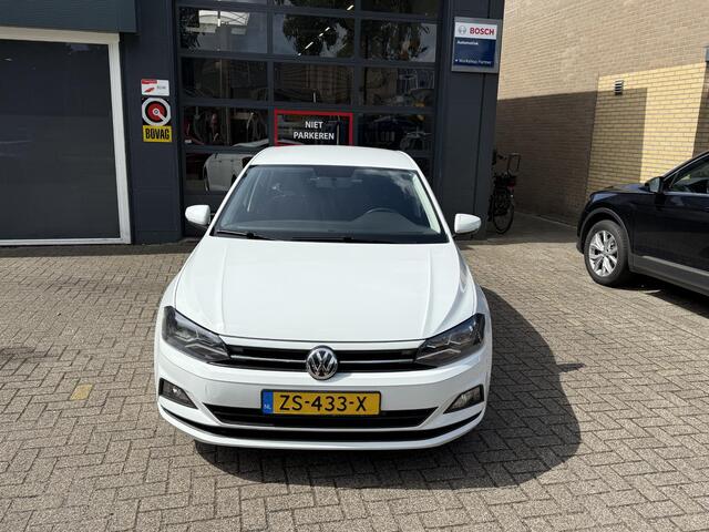 Volkswagen POLO 1.0 TSI Comfortline / Airco/ Navigatie/ Cruise/ Apple carplay/ LED