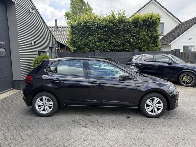 Volkswagen POLO 1.0 TSI DSG Comfortline | Navigatie | Carplay | Parkeersensoren | Airco | Lichtmetalen Velgen | DAB |