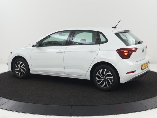 Volkswagen POLO 1.0 TSI Life | Navigatie | Parkeerhulp | Carplay | Adaptive Cruise | Full LED | Digital Cockpit | Airco | Bluetooth | DAB | Lichtmetalen velgen