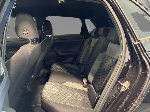 Volkswagen POLO 1.0 TSI 110pk DSG R-Line · Camera · Matrix LED · Stoelverwarming · Apple/Android Car Play · Sportstoelen · 16"Velgen · Stoelverwarming ·