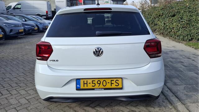 Volkswagen POLO 1.0 TSI Comfortline Airconditioning / Cruise control Adaptive / 15"LM Velgen / App-connect HAL