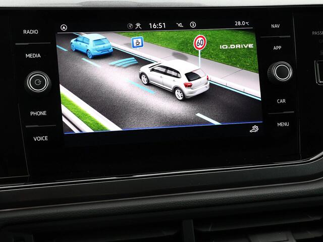 Volkswagen POLO 1.0 TSI 95pk DSG Style · Camera · Keyless · Stoelverwarming · Matrix LED · Apple/Android Car Play · ACC · Sfeerverlichting ·