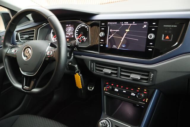 Volkswagen POLO 1.0 TSI 95pk Comfortline Climate Control Parkeersensoren Navigatie Stoelverwarming