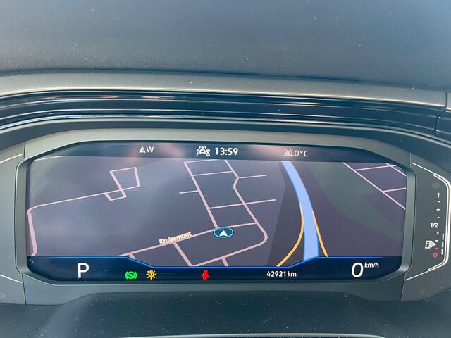 Volkswagen POLO 1.0 TSI R-Line virtual cockpit, cruise, navi, pdc