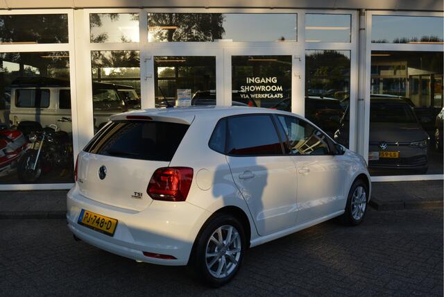 Volkswagen POLO 1.2 90PK TSI Comfortline Executive | Cruise | CarPlay | Orig. NL | NAP |