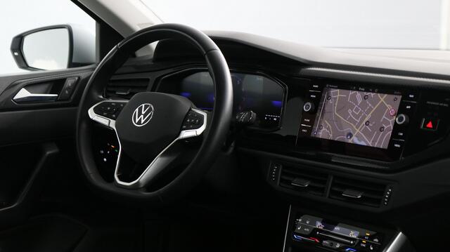 Volkswagen POLO 1.0 TSI 95pk Life Edition / Navigatie / Stoelverwarming / Camera