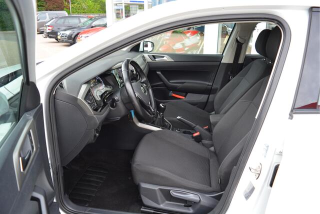 Volkswagen POLO 1.0 96PK TSI Comfortline | Adaptive | PDC V+A | Orig. NL | NAP |