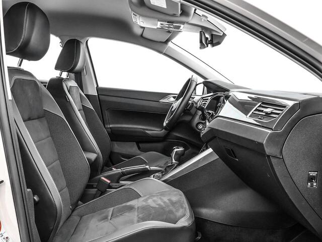 Volkswagen POLO 1.0 TSI 95pk DSG Style · Camera · Stoelverwarming · Apple/Android Car Play · IQ Light · Navigatie · P-Sensoren · 16'' Inch ·