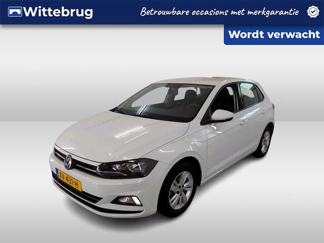 Volkswagen POLO 1.0 TSI Comfortline / Navigatie / Airco / Cruise controle / Lichtmetaal 15 inch /