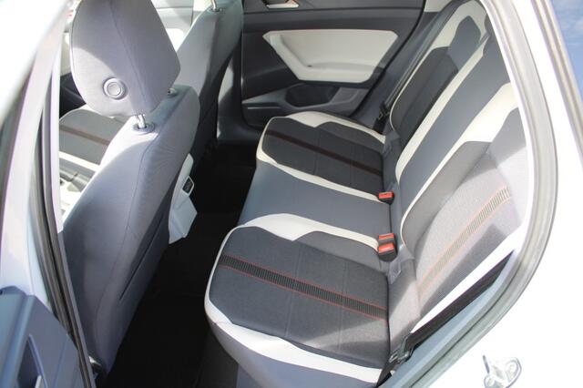 Volkswagen POLO 1.0 TSI Highline Beats 1.0 TSI Beats Highline ClimateenCruise Navigatie Plus Apple 17LM Top!
