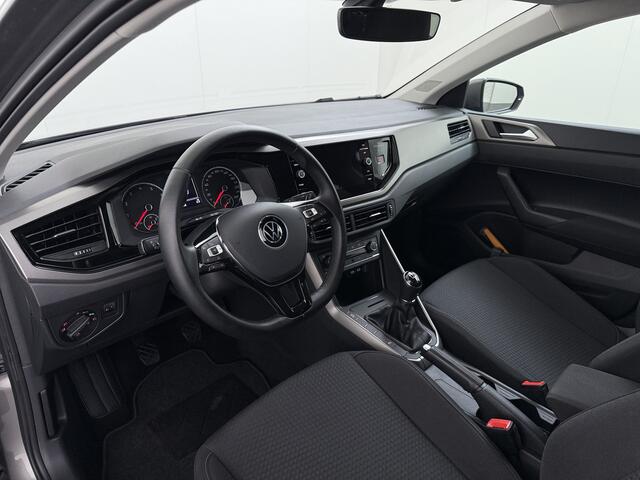 Volkswagen POLO 1.0TSI 96PK 5Drs R-Line Edition Adap.Cruise Navi Apple Carplay Android Auto Climate Control Cruise Control Pdc DAB Bluetooth Isofix Lmv Privacy Glas Led Origineel Nederlandse Auto Dealeronderhouden