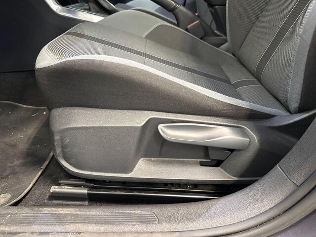 Volkswagen POLO 1.0 TSI 95pk DSG Style · Apple/Android Car Play · Matrix LED · Stoelverwarming · ACC · Sfeerverlichting · Elek. Inklapbare Spiegels ·
