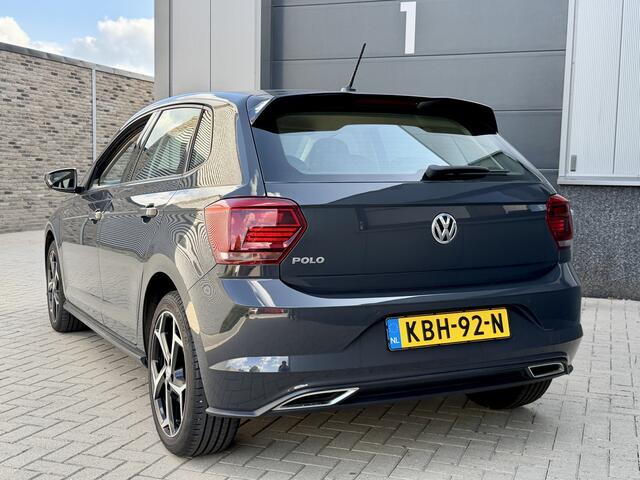 Volkswagen POLO 1.0 TSI *R-Line* Stoelverwarming / Apple Carplay / Urano Grau / PDC V&A / LED / Bluetooth / 17"LMV