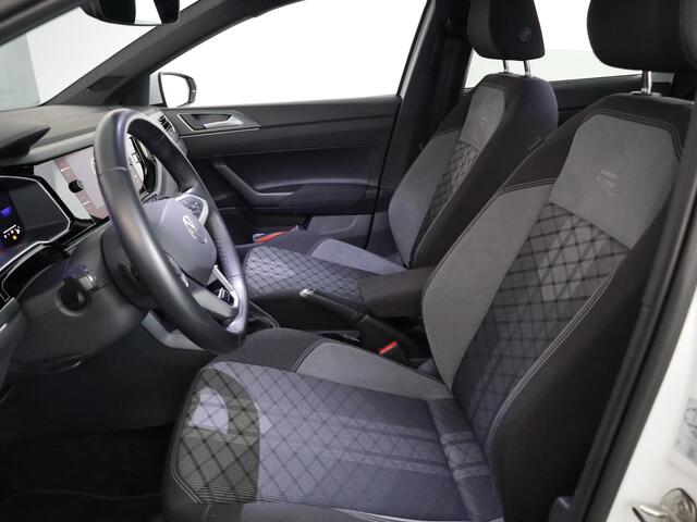 Volkswagen POLO 1.0 TSI R-Line 95 pk Automaat (DSG) | Verlengde garantie | Navigatie via App | Parkeersensoren | Achteruitrijcamera | Keyless | R-Line |