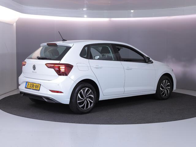 Volkswagen POLO 1.0 TSI Life 95 pk | Verlengde garantie | Navigatie via App | Parkeersensoren | Adaptieve cruise control | LED koplampen |