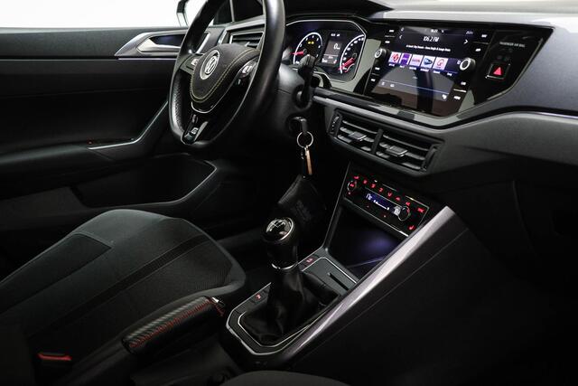 Volkswagen POLO 1.0 TSI Highline | WINTER / LICHT & ZICHT- PACK | STOELVERWARMING | TREKHAAK | 18"