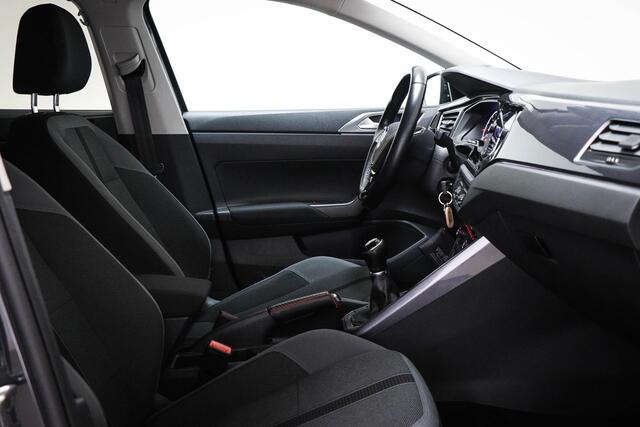 Volkswagen POLO 1.0 TSI Highline | WINTER / LICHT & ZICHT- PACK | STOELVERWARMING | TREKHAAK | 18"