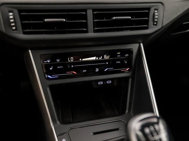 Volkswagen POLO 1.0 TSI Life Sport (VIRTUAL COCKPIT, 1e EIGENAAR, APPLE CARPLAY, GROOT NAVI, CLIMATE, STOELVERWARMING, SPORTSTOELEN, LM VELGEN, CRUISE, PARKEERSENSOREN, NIEUWSTAAT)