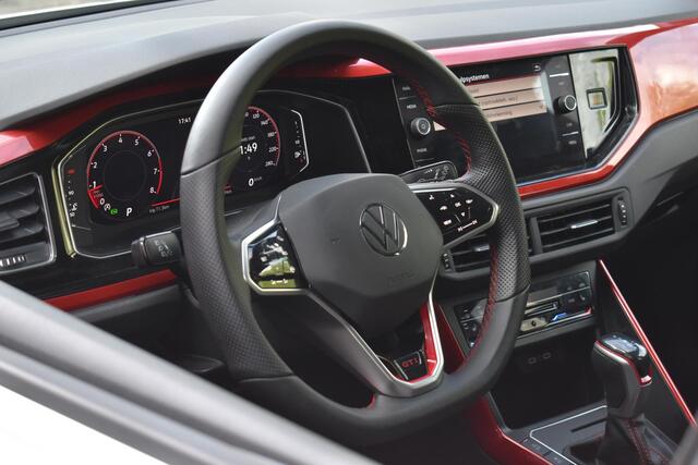 Volkswagen POLO 2.0 TSI GTI Lane Virtual Clima DCC Stoel.vw