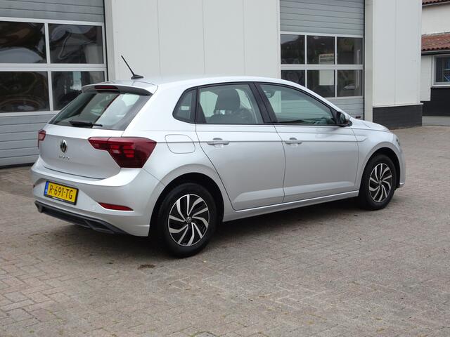Volkswagen POLO 1.0 TSI Life Airco, navigatie, cpple carplay, licht metalen velgen, cruise controle, led koplampen, enz.