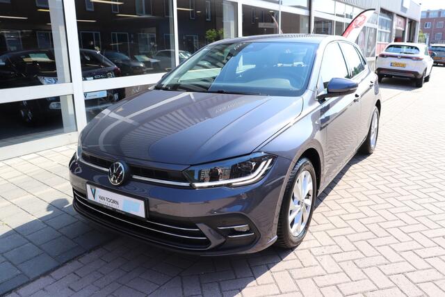 Volkswagen POLO 1.0 TSI Polo Navigatie / IQ Lights / Carplay| / Digitaal instrumentenpaneel