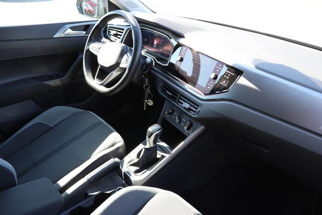 Volkswagen POLO 1.0 TSI Style Automaat! Apple carplay/Stoelverwarming/Adaptieve cruise control/Parkeersensoren/Automatisch inparkeren/DAB/Dodehoek assistent