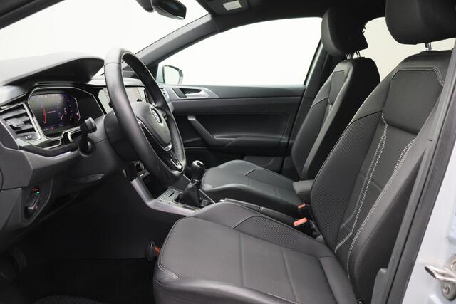 Volkswagen POLO 1.0 TSI Highline R-Line LED, Virtual Cockpit, Climate, Apple Carplay, ACC, PDC, 17"