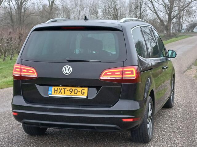 Volkswagen SHARAN 1.4 TSI Exclusive JOIN 5-Pers. /Clima/Cruise/Camera/Trekh./Navi/17"/