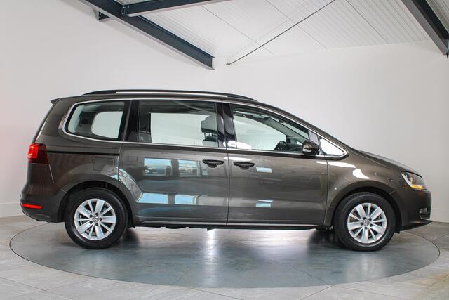 Volkswagen SHARAN 1.4 TSI Comfortline 7-Persoons, Trekhaak, Navigatie, Camera,