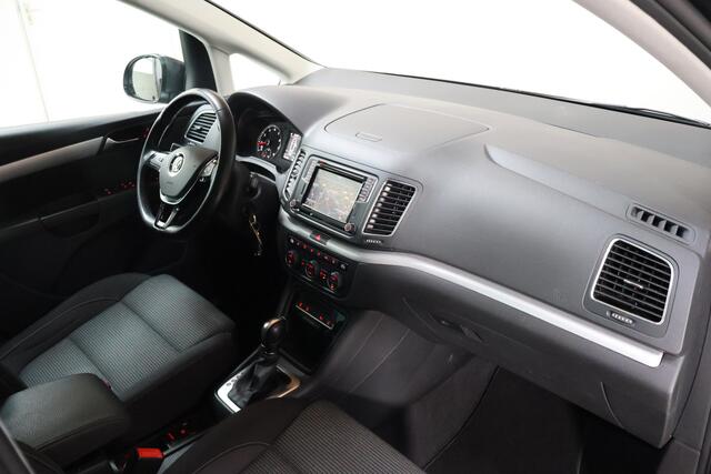 Volkswagen SHARAN 1.4 TSI Comfortline 7P | Clima | Navi | Stoelverwarming |