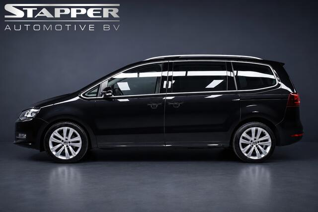 Volkswagen SHARAN 1.4 TSI 150pk Automaat Exclusive Series 7-Pers. 1e Eig. Pano/Carplay/Trekhaak/Camera/Standkachel/Keyless/Led/Leer/Dynaudio