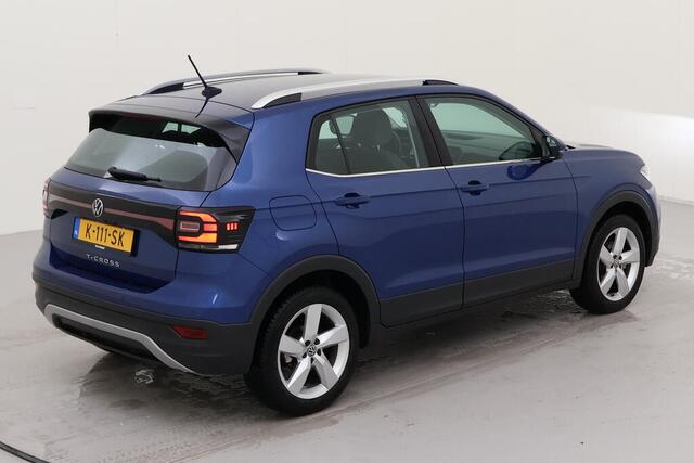 Volkswagen T-Cross 1.0 TSI Style / Metallic/ Led/ Camera/ Clima/ Navi/ Parkeersensoren/ 17 lmv