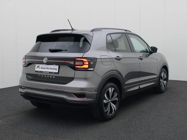 Volkswagen T-Cross 1.0TSI/95PK Life R Line · Navigatie · Parkeersensoren + camera · LED