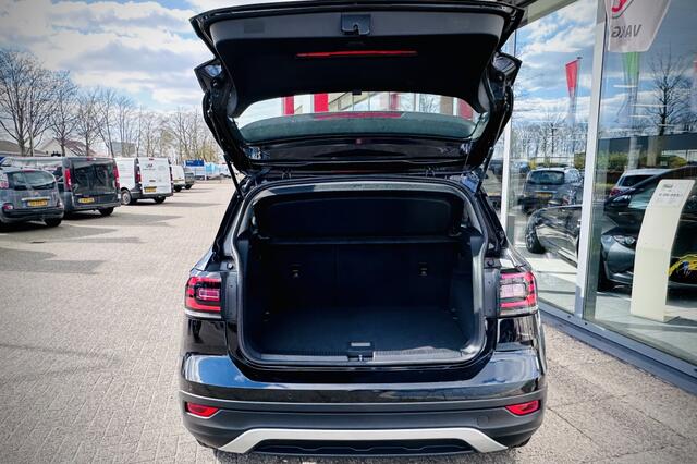Volkswagen T-Cross 1.0 TSI Life / CAMERA / APPLE + ANDROID / STOELVERWARMING