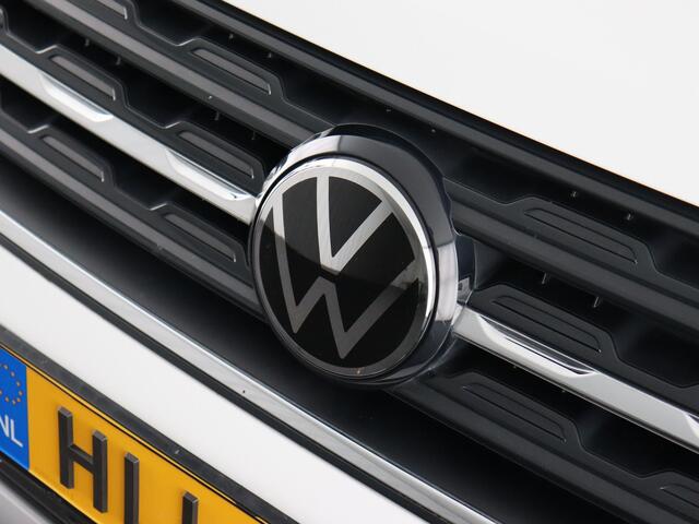 Volkswagen T-Cross 1.0 TSI Style (Stoelverw. / ACC / Camera / Carplay)