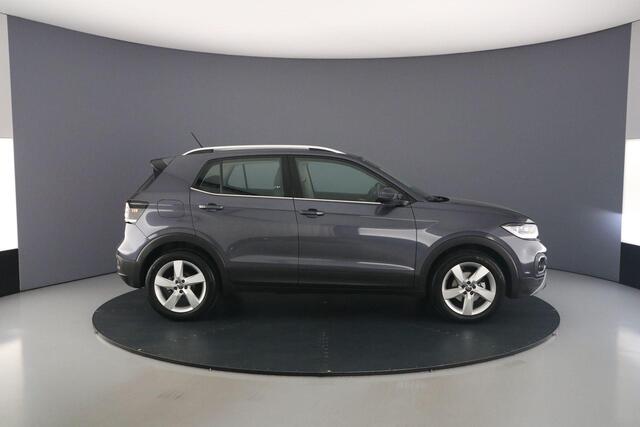Volkswagen T-Cross Style 1.0 TSI 110pk DSG Automaat Trekhaak, Adaptive cruise control, Parkeersensoren, Stoelverwarming, Airco, DAB, Radio, App connect, LED koplampen
