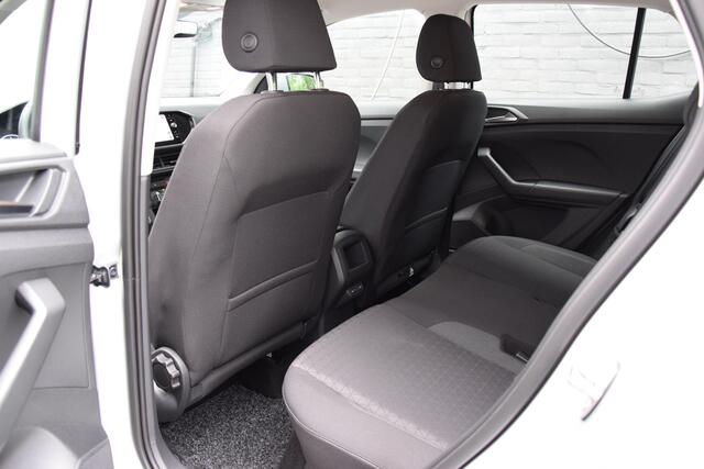 Volkswagen T-Cross 1.0 TSI Life | Org. NL | Fabrieksgarantie 7-2027 | Adaptive Cruise Control | Parkeersensoren Voor&Achter | Apple Carplay/Android Auto | 16'' Velgen | DAB Radio |