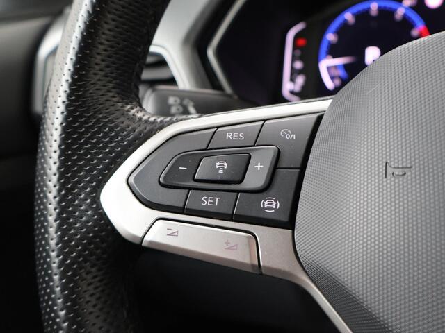 Volkswagen T-Cross 1.0 TSI R-Line | 110 PK | Automaat | Trekhaak | Navigatiesysteem | R-Line |