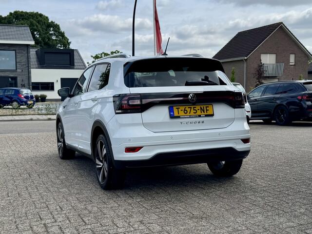 Volkswagen T-Cross 1.5 TSI 150PK DSG R-Line Virtual Camera Carplay