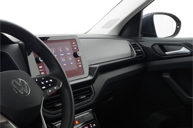 Volkswagen T-Cross 1.0 TSI Life Business > 116pk/Camera/Trekhaak/Smoky Gray/IQ.DRIVE... | 6045 |