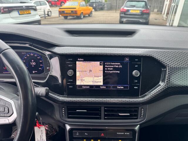 Volkswagen T-Cross 1.0 TSI STYLE- Digital Cockpit pro / LED / ALL IN PRIJS