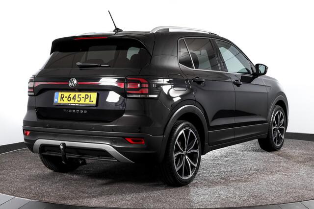 Volkswagen T-Cross 1.0 TSI Style 110 PK - Automaat | Dig.Cockpit | Adapt.Cruise | Afn.Trekhaak | Stoelverwarming | Camera+PDC | App.Connect | Auto.Airco | LM 18" |